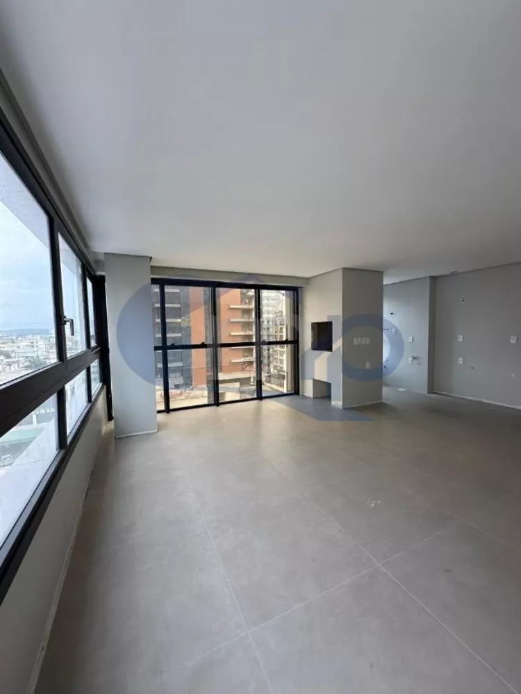 Apartamento à venda com 2 quartos, 86m² - Foto 2