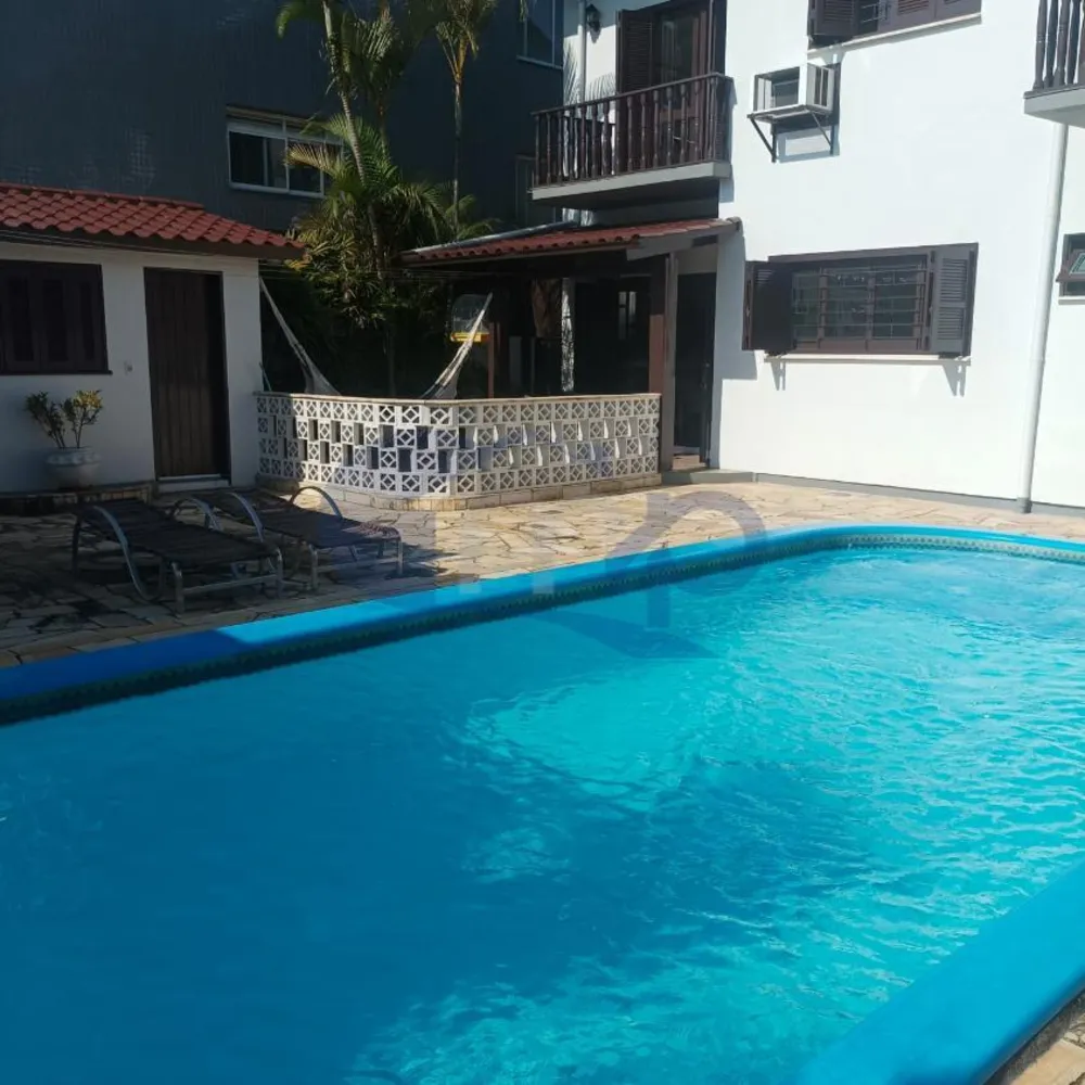 Casa, 6 quartos, 384 m² - Foto 1