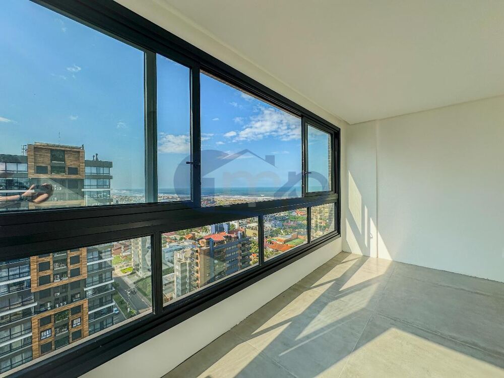 Apartamento à venda com 3 quartos, 142m² - Foto 14
