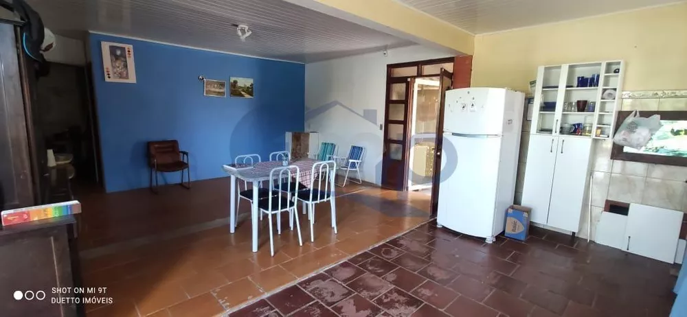 Casa à venda com 3 quartos, 200m² - Foto 3