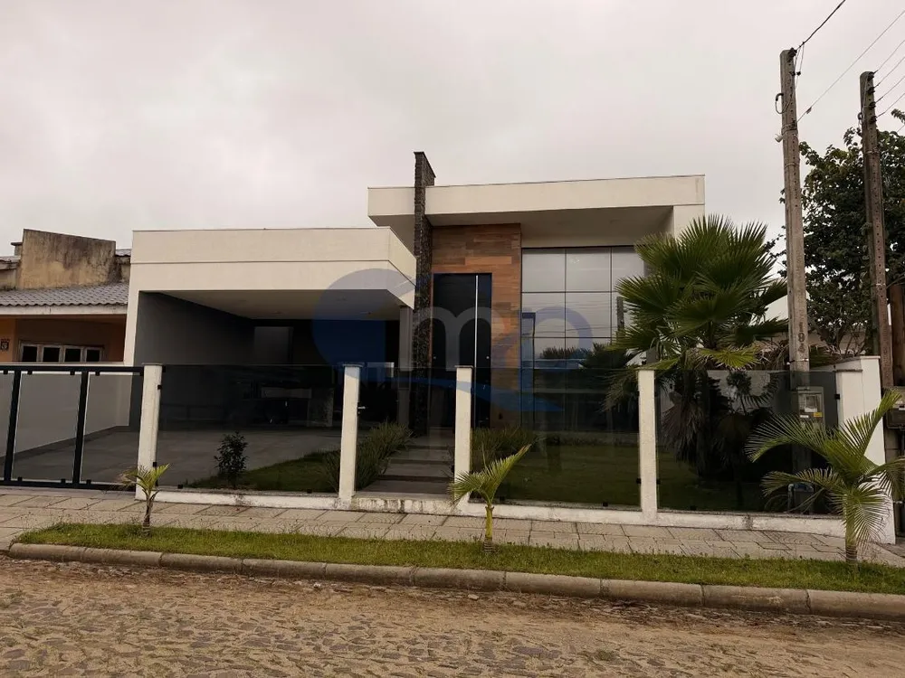 Casa, 3 quartos, 173 m² - Foto 1