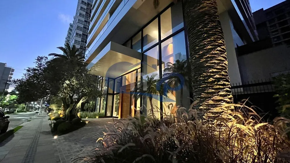 Apartamento, 4 quartos, 215 m² - Foto 1