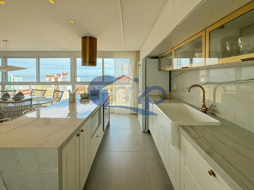 Apartamento, 3 quartos, 258 m² - Foto 11