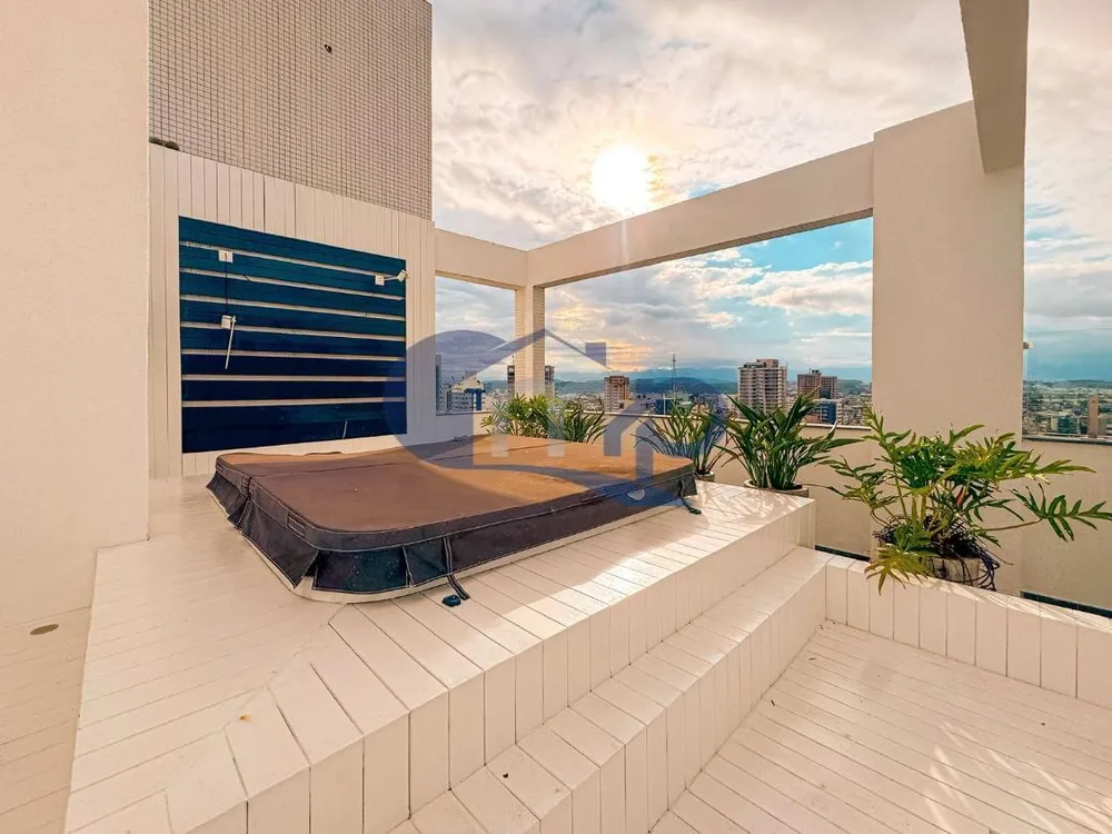 Apartamento, 3 quartos, 258 m² - Foto 2