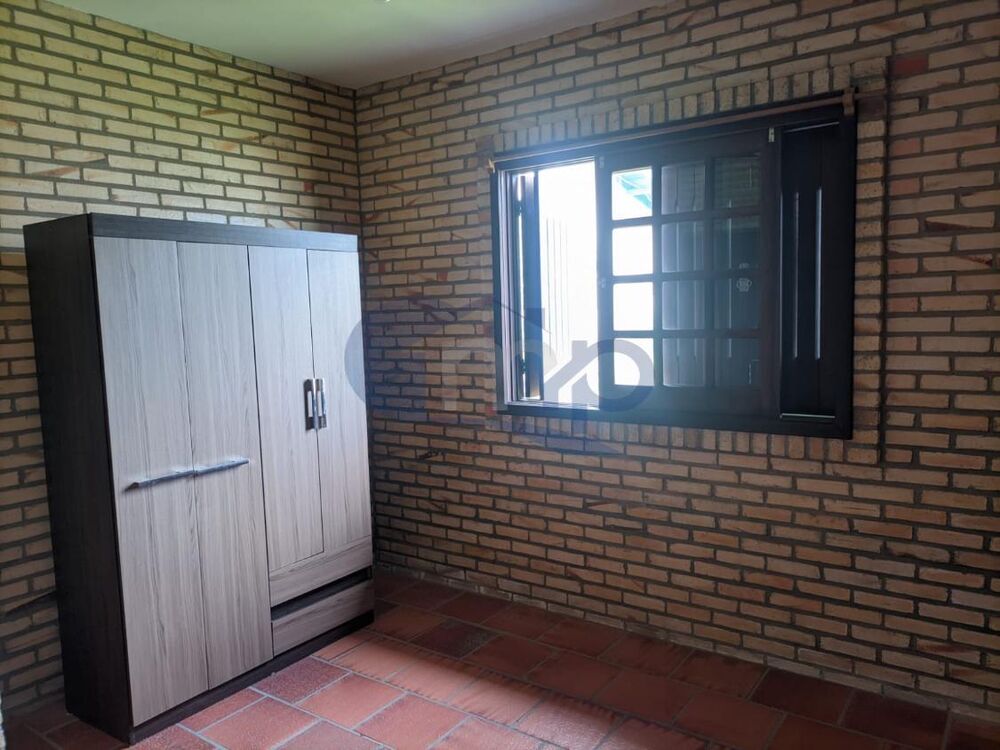 Casa, 3 quartos, 172 m² - Foto 1
