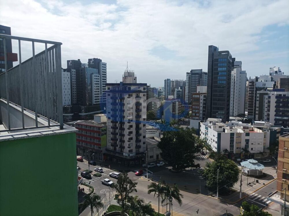 Apartamento à venda com 1 quarto, 42m² - Foto 9