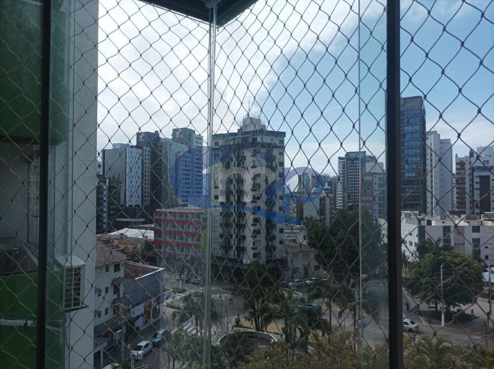 Apartamento à venda com 1 quarto, 42m² - Foto 20