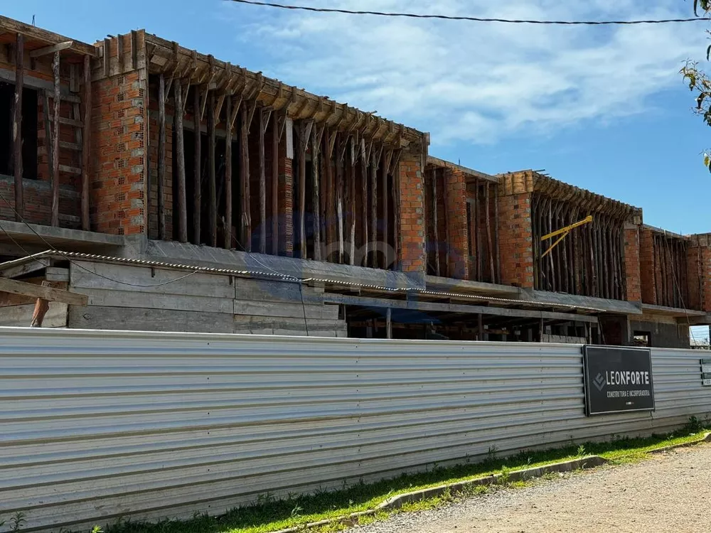 Sobrado à venda com 2 quartos, 101m² - Foto 2