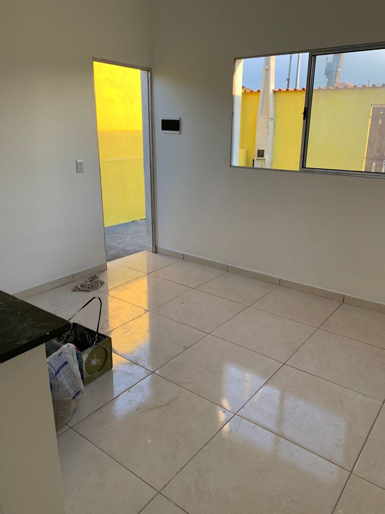 Casa à venda com 1 quarto, 125m² - Foto 1