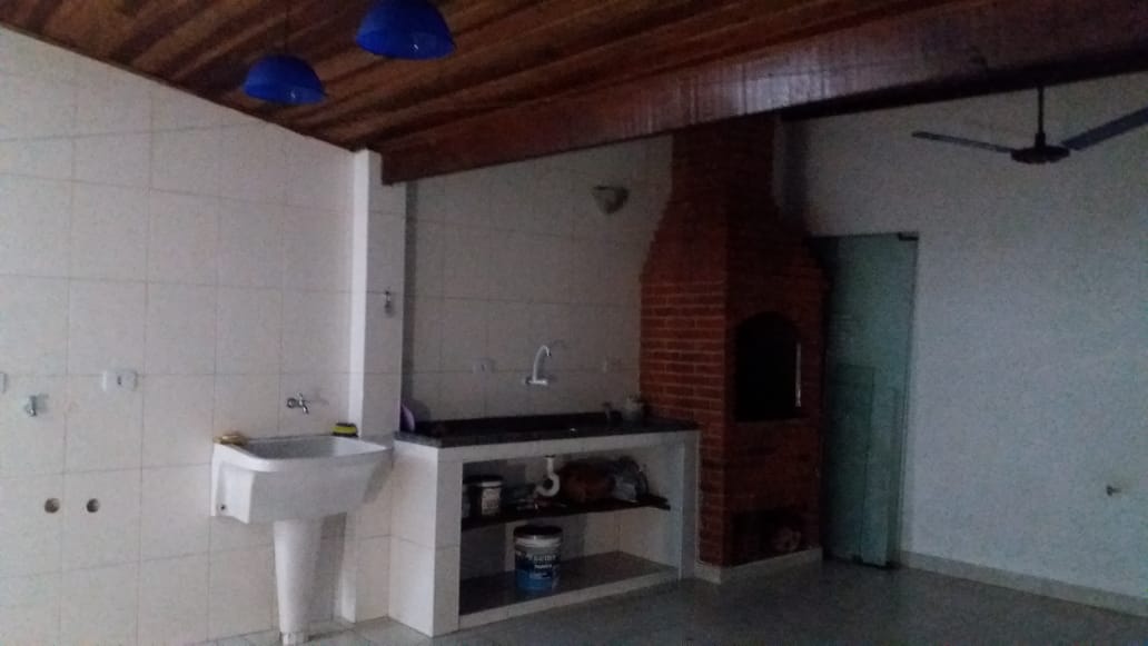 Casa à venda com 3 quartos, 150m² - Foto 4