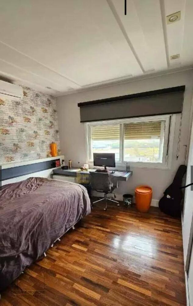Casa de Condomínio para alugar com 4 quartos, 460m² - Foto 2