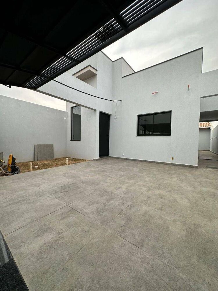 Casa à venda com 2 quartos, 108m² - Foto 4