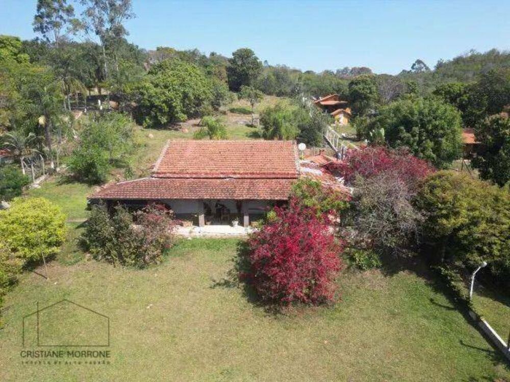 Chácara, 4 quartos, 3000 m² - Foto 1