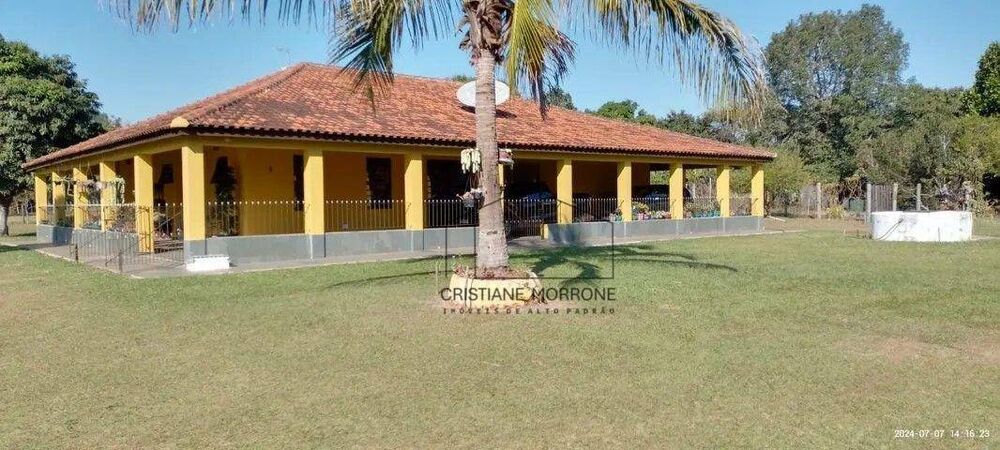 Chácara, 4 quartos, 4600 m² - Foto 2