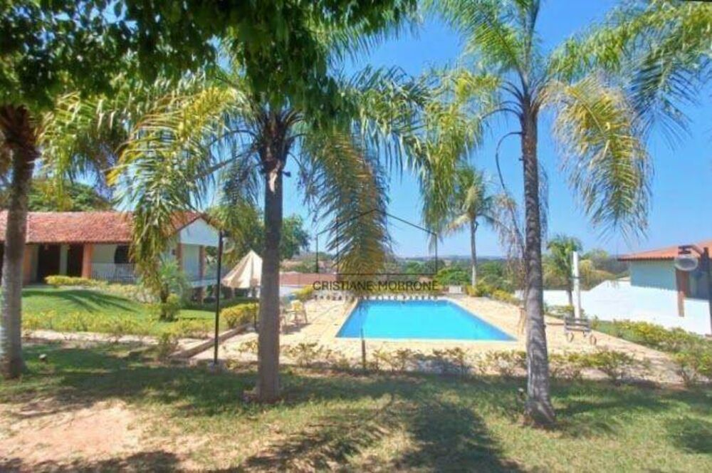 Casa, 3 quartos, 246 m² - Foto 1