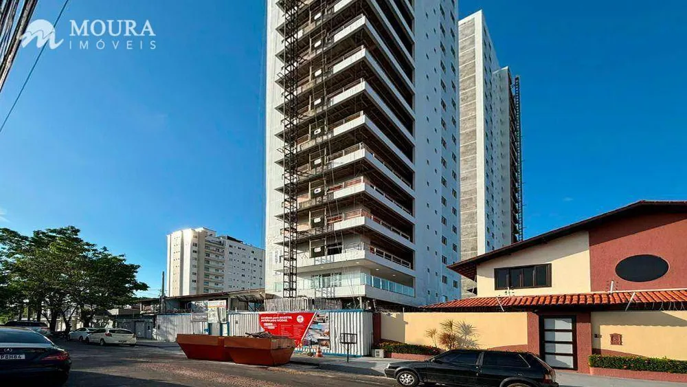 Apartamento, 3 quartos, 221 m² - Foto 1