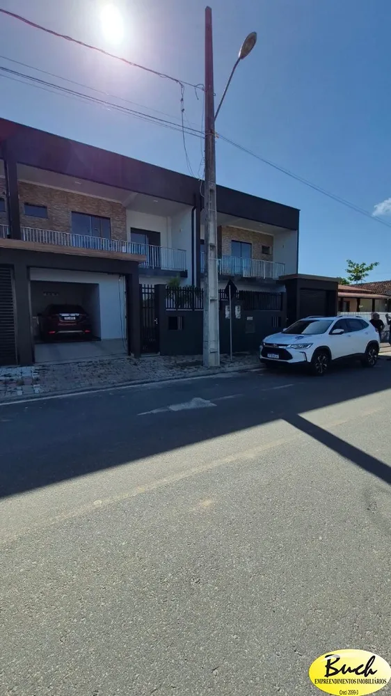 Casa, 3 quartos, 136 m² - Foto 2