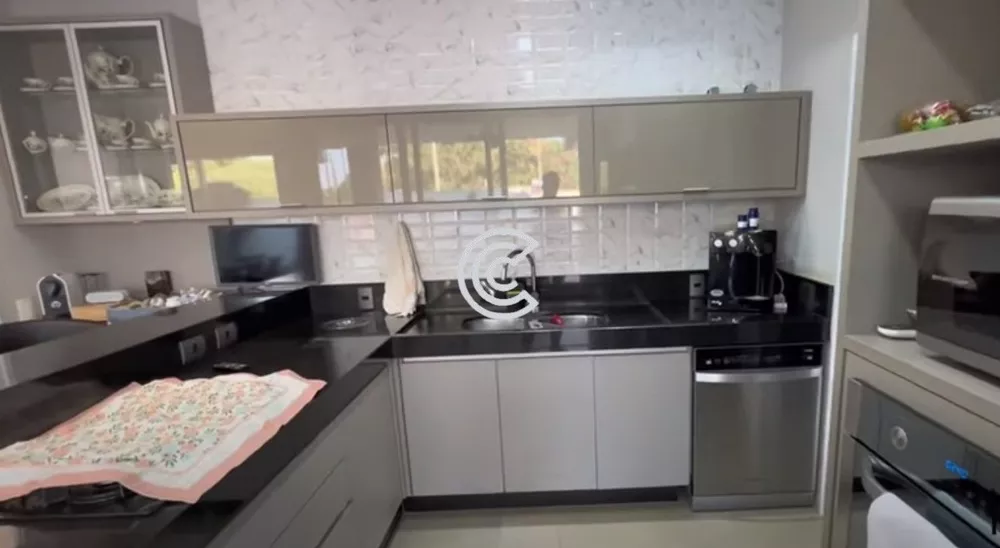 Casa, 3 quartos, 435 m² - Foto 1