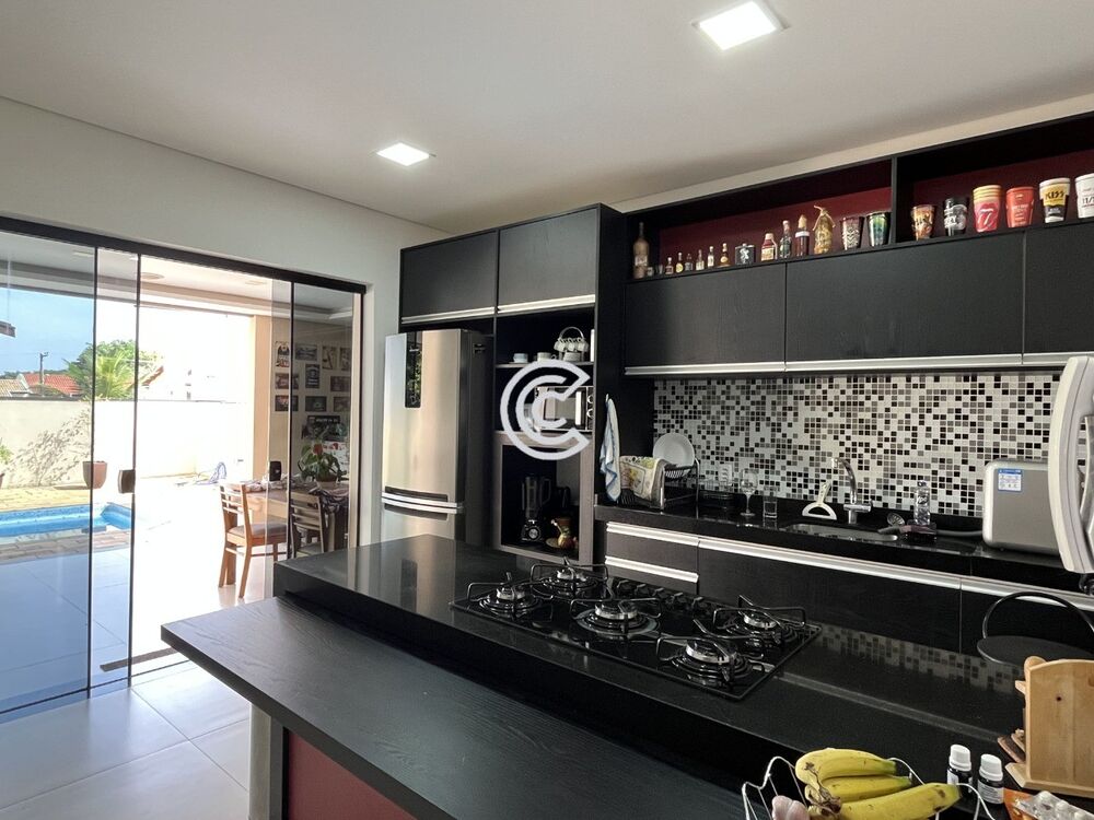 Casa, 3 quartos, 300 m² - Foto 10