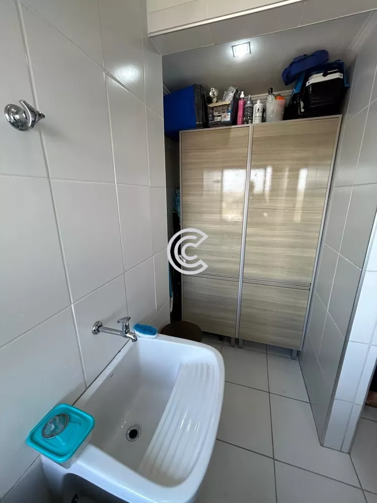 Apartamento à venda com 2 quartos, 75m² - Foto 9