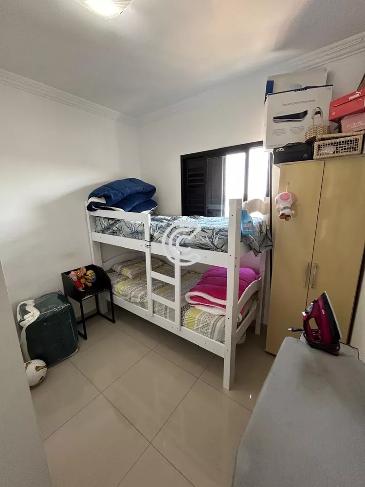 Apartamento à venda com 2 quartos, 75m² - Foto 11