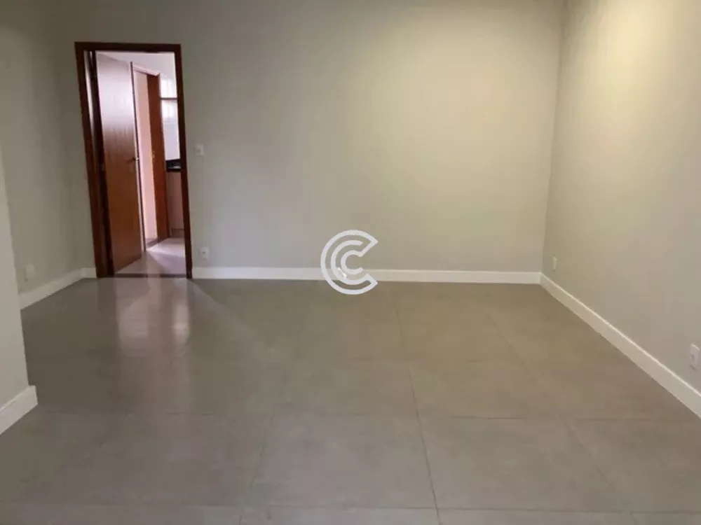 Apartamento à venda com 3 quartos, 111m² - Foto 4