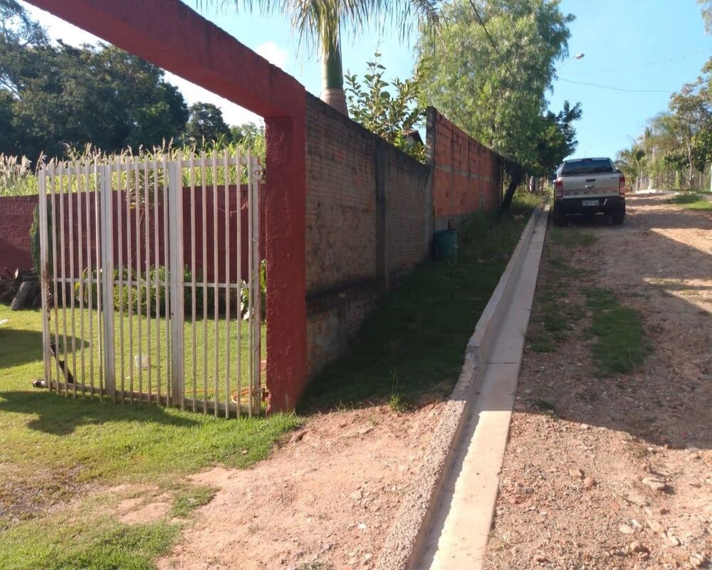 Chácara, 2 quartos, 2600 m² - Foto 1