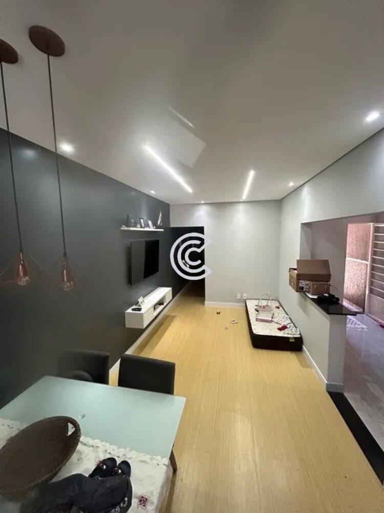 Casa à venda com 2 quartos - Foto 1