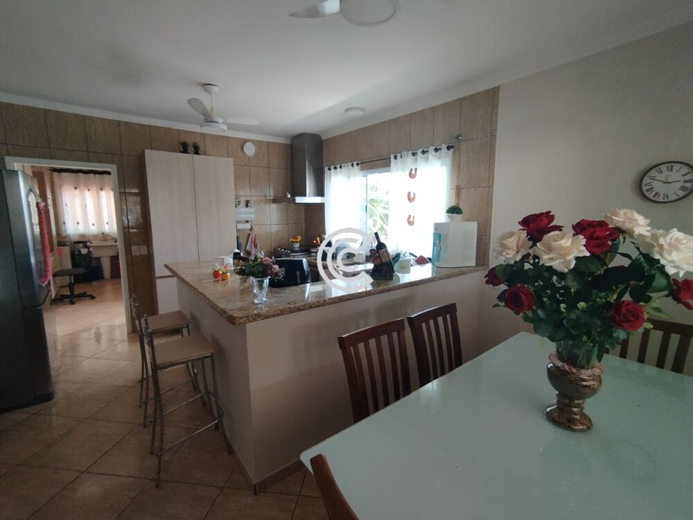 Chácara à venda com 4 quartos - Foto 1