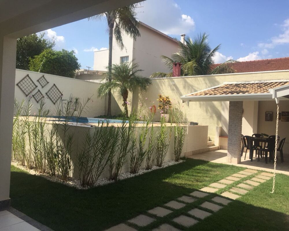 Casa à venda com 3 quartos, 480m² - Foto 1