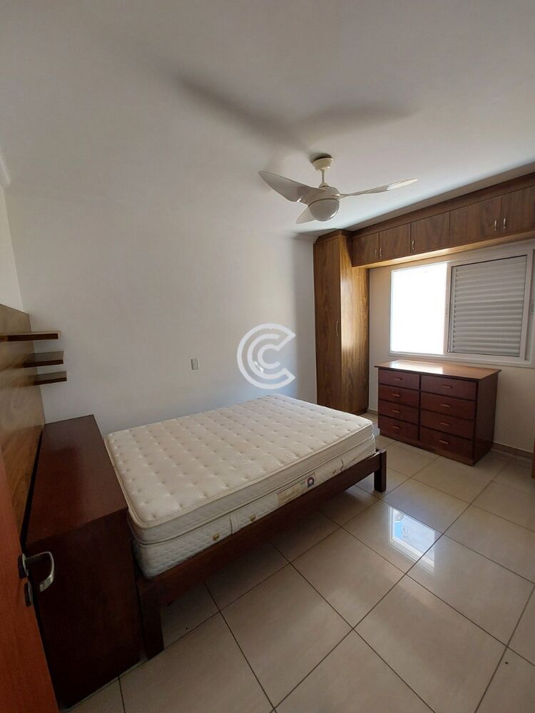 Casa para alugar com 4 quartos, 308m² - Foto 11