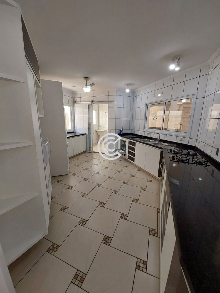 Casa para alugar com 4 quartos, 308m² - Foto 6