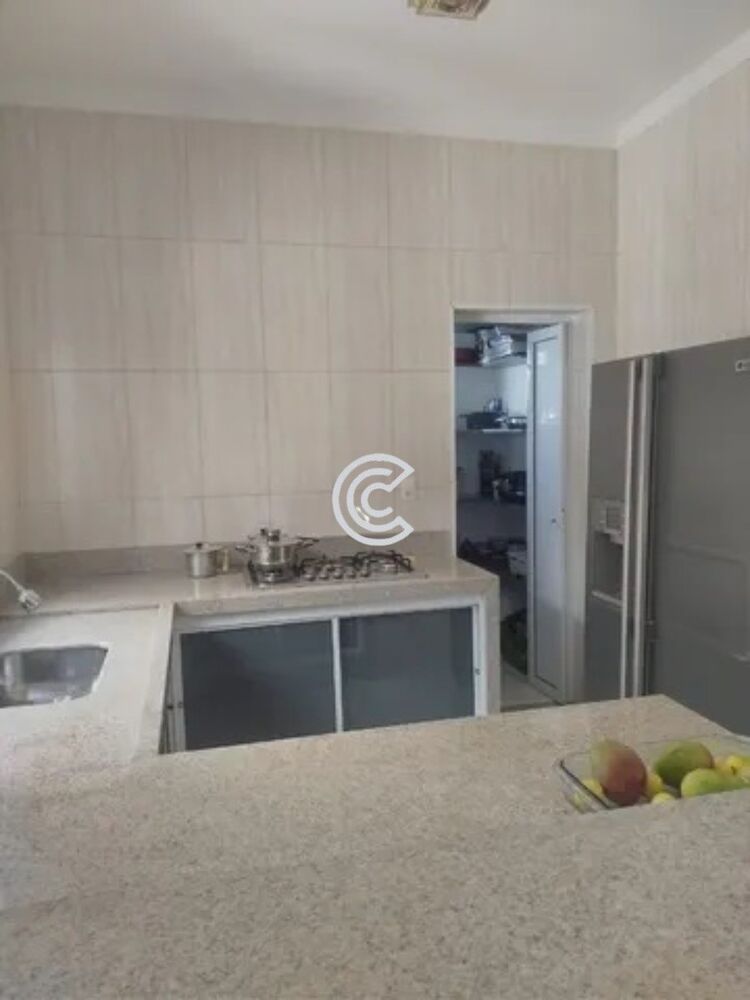 Casa, 3 quartos, 279 m² - Foto 3