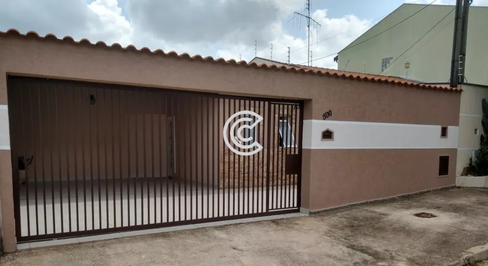 Casa à venda com 2 quartos, 150m² - Foto 1