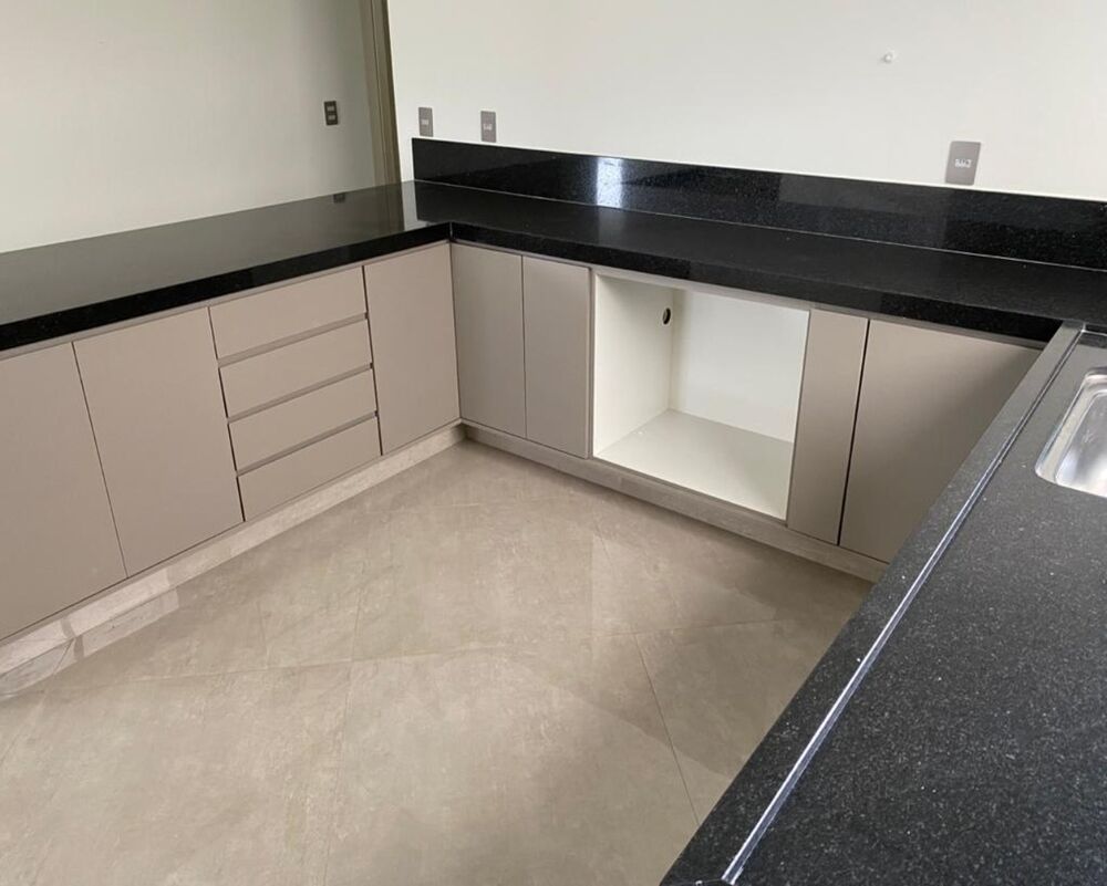 Casa à venda com 4 quartos, 440m² - Foto 5