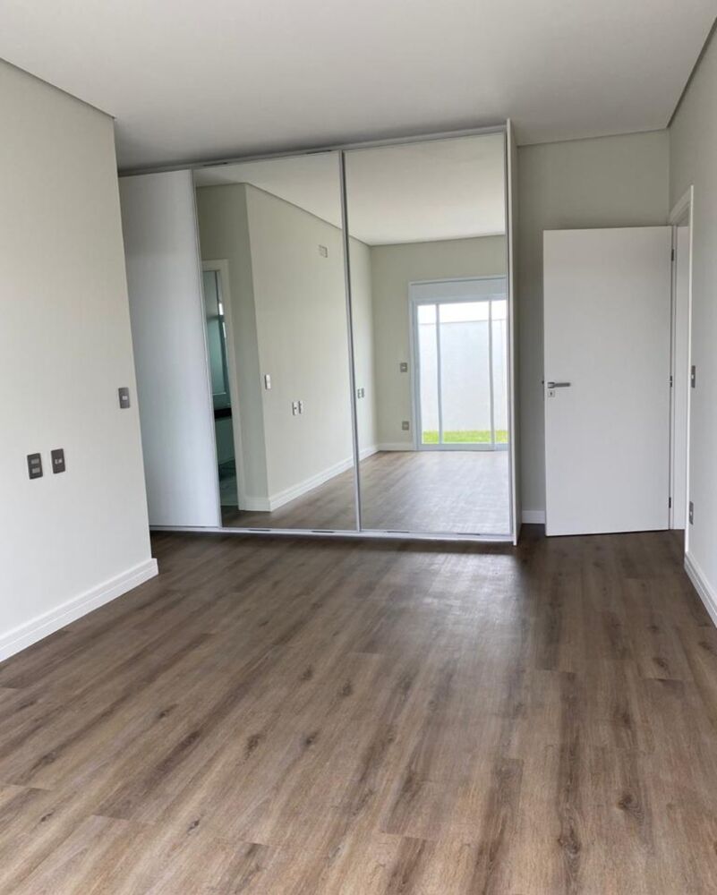 Casa à venda com 4 quartos, 440m² - Foto 18