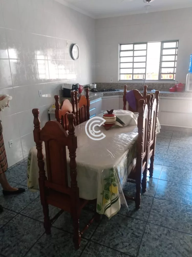 Casa, 2 quartos, 210 m² - Foto 8