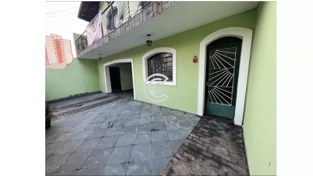 Casa à venda com 4 quartos, 200m² - Foto 3