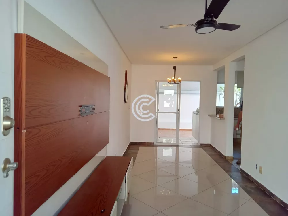 Casa à venda com 2 quartos, 82m² - Foto 2