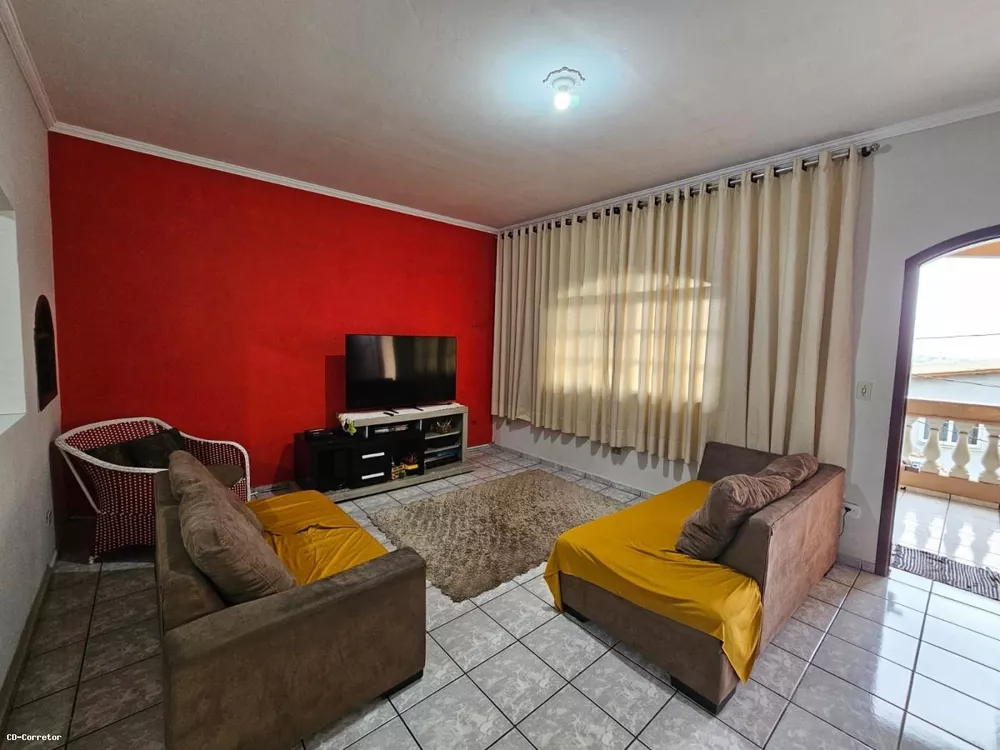 Sobrado à venda com 3 quartos, 260m² - Foto 1