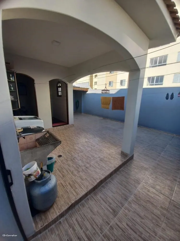 Casa, 3 quartos, 250 m² - Foto 4