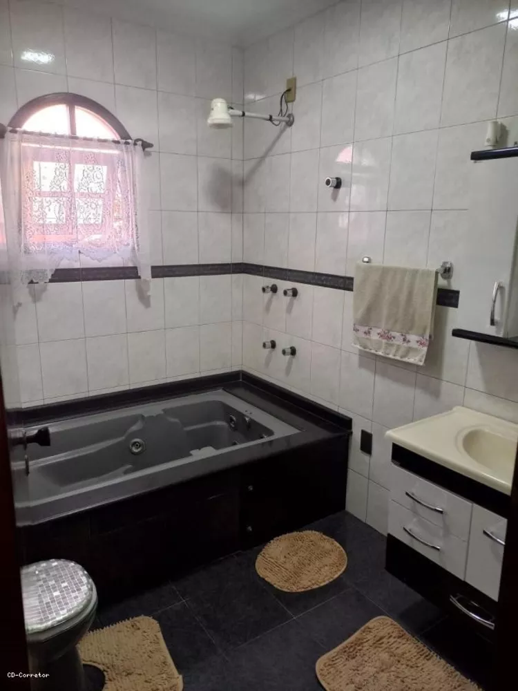 Casa, 3 quartos, 250 m² - Foto 12