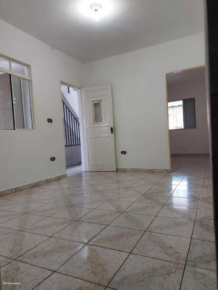 Casa à venda com 2 quartos, 143m² - Foto 1