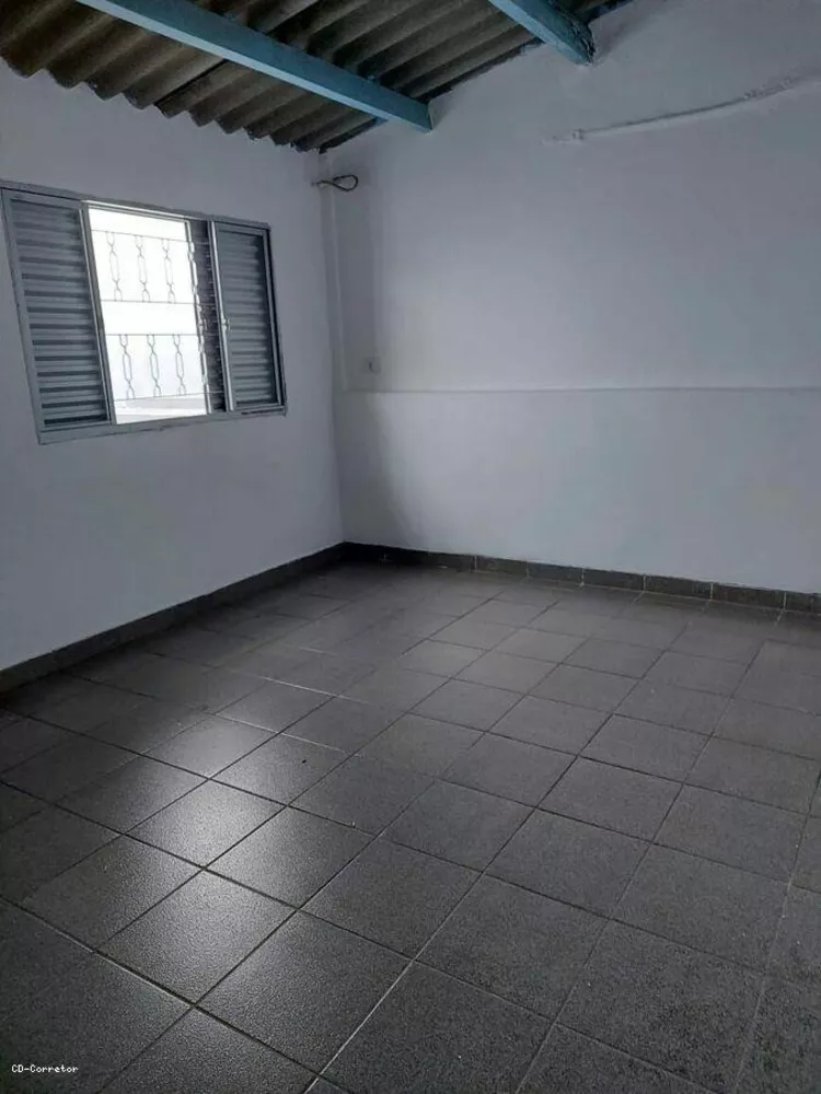 Casa à venda com 2 quartos, 143m² - Foto 8