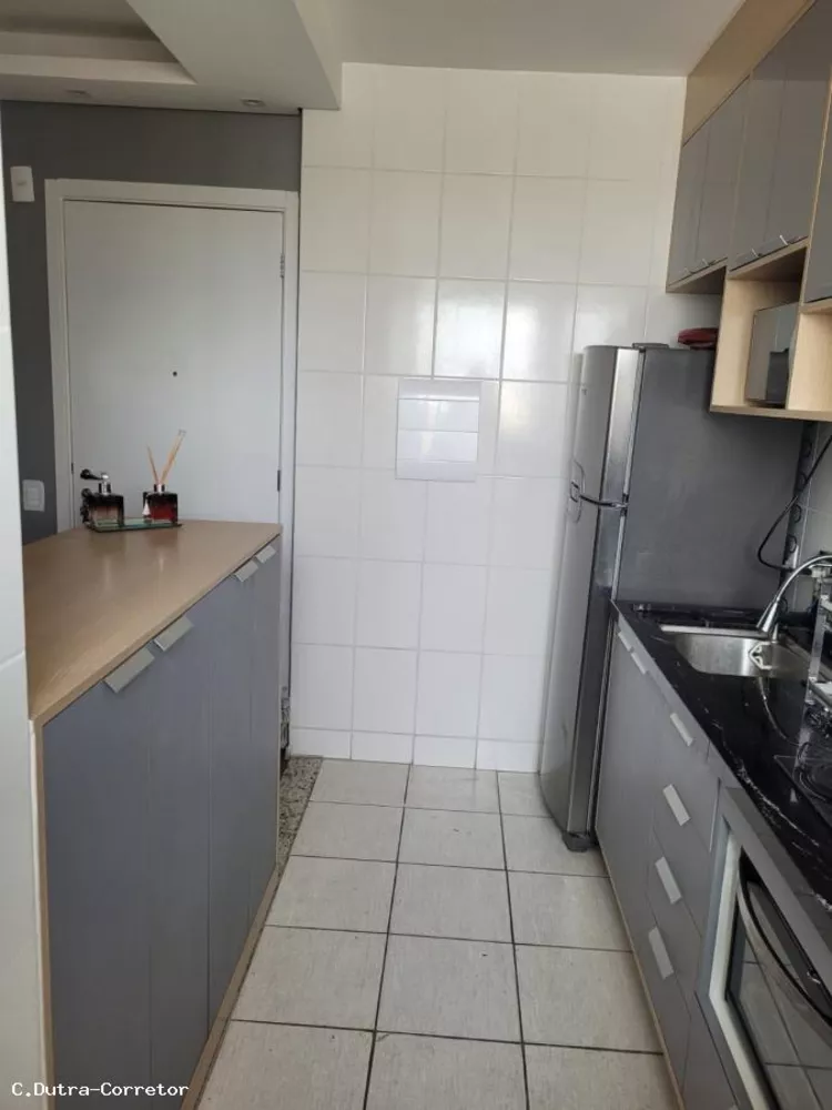 Apartamento à venda com 2 quartos, 48m² - Foto 3