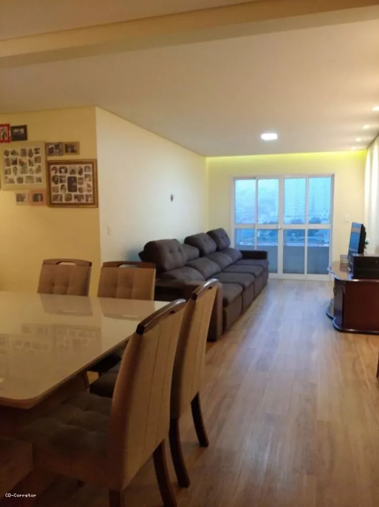 Apartamento à venda com 2 quartos, 113m² - Foto 1