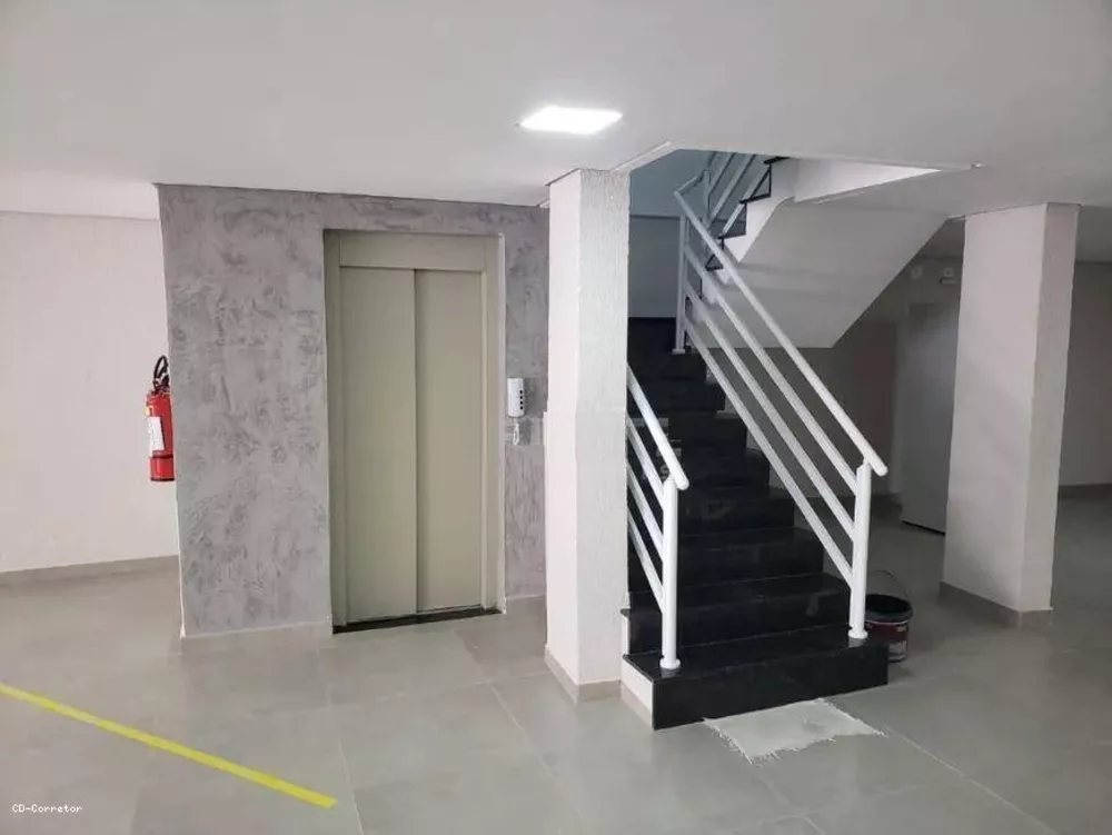 Apartamento à venda com 2 quartos, 49m² - Foto 2