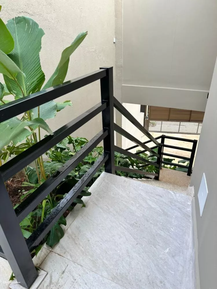 Casa à venda com 5 quartos, 450m² - Foto 4