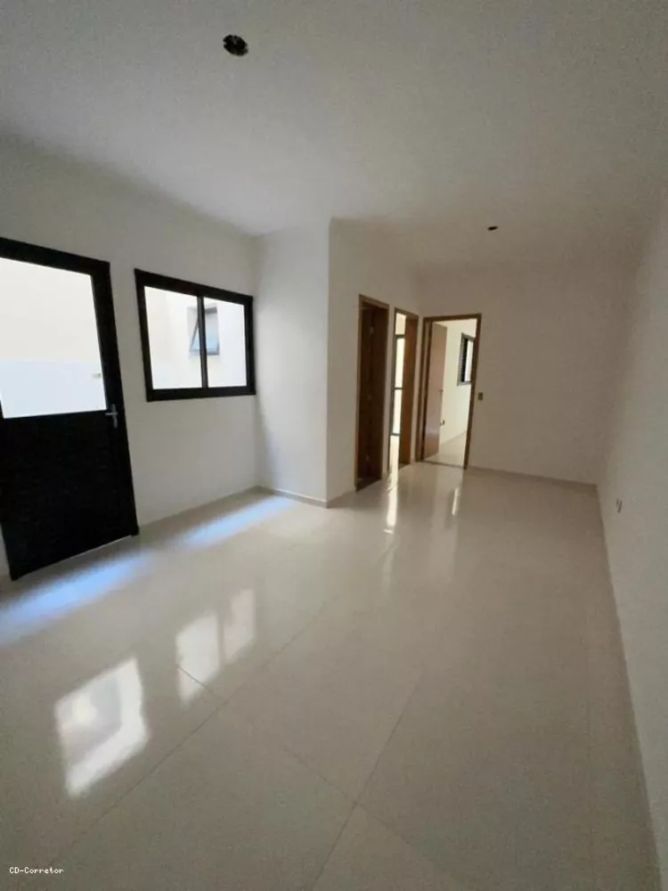 Apartamento à venda com 2 quartos, 40m² - Foto 2