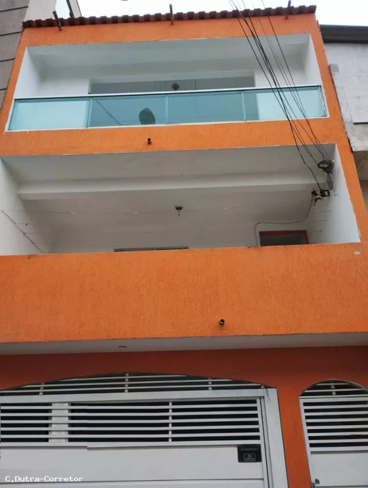 Sobrado à venda com 2 quartos, 105m² - Foto 1